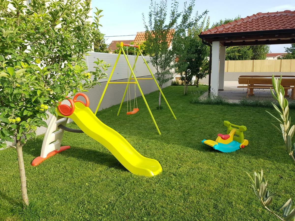 Villa Rosa Ventorum With Private Pool Near Split Kastela Bagian luar foto