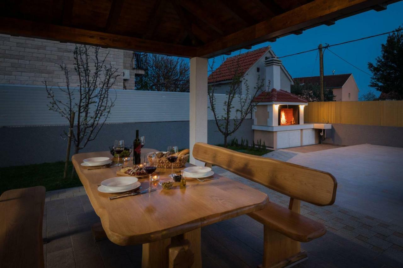 Villa Rosa Ventorum With Private Pool Near Split Kastela Bagian luar foto